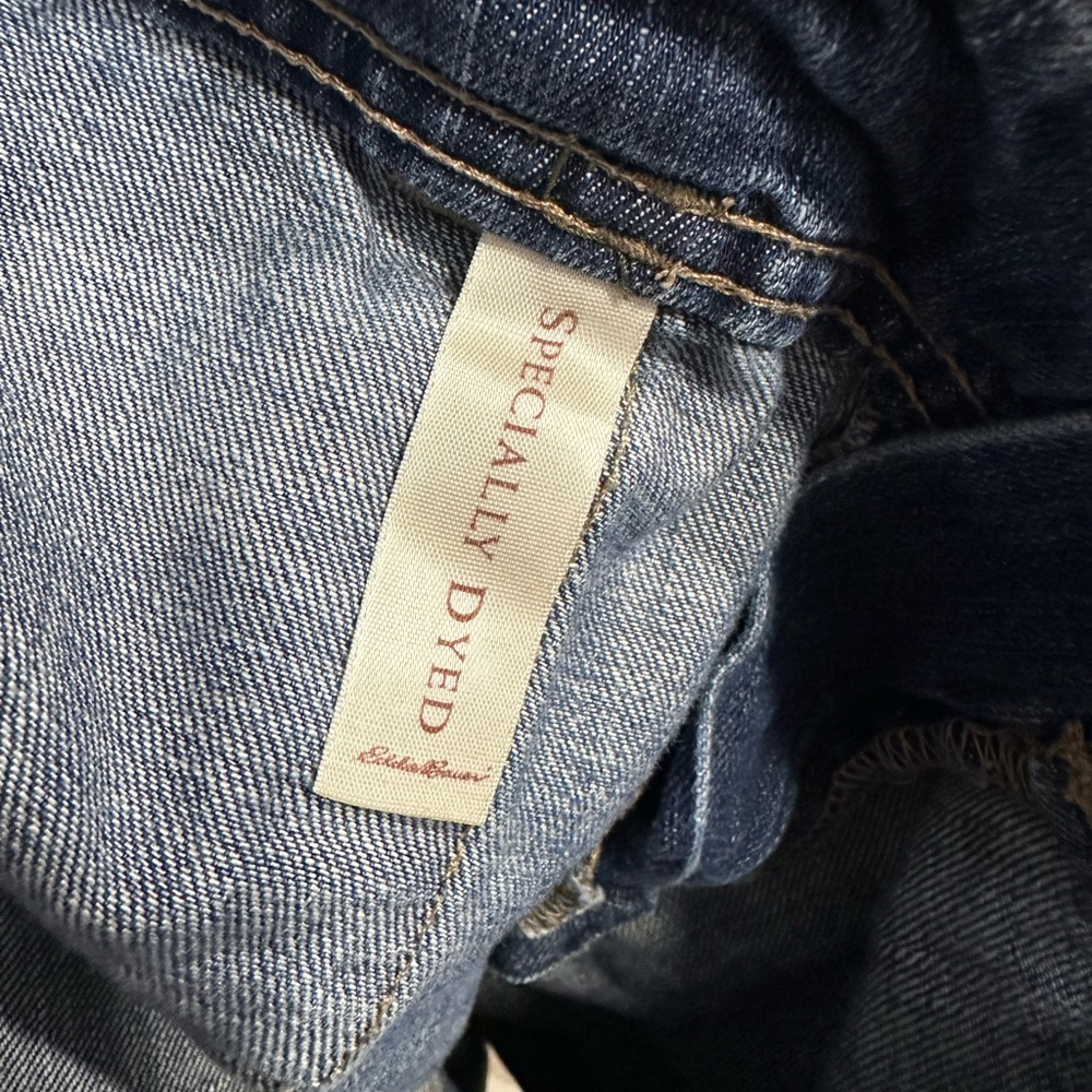 Eddie Bauer Women's Denim Jean Shorts - Picture 6 of 8